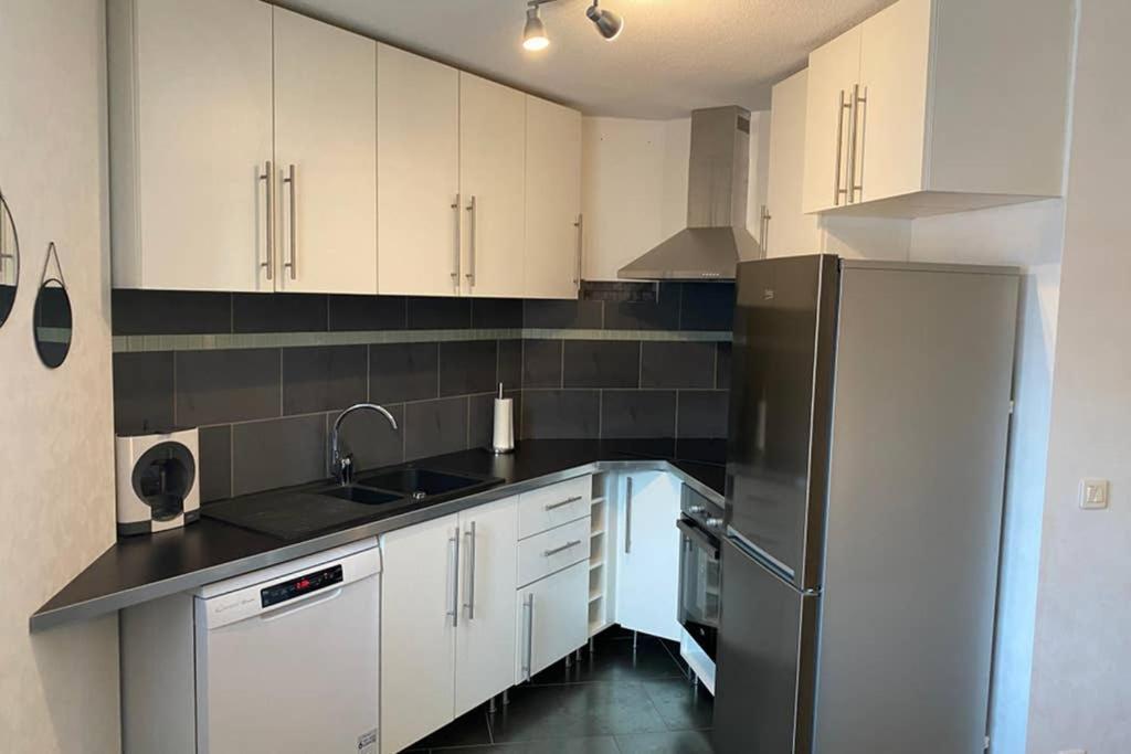 F2 Au Calme, Proche Gare, Center Parc, Sainte Croix Apartment Sarrebourg Ngoại thất bức ảnh