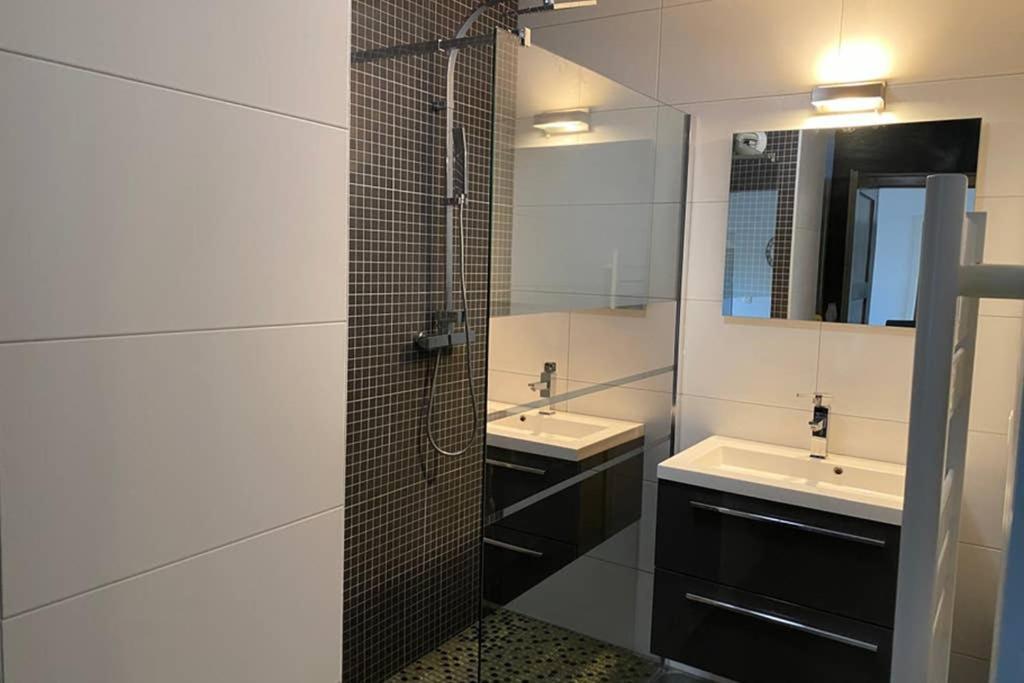 F2 Au Calme, Proche Gare, Center Parc, Sainte Croix Apartment Sarrebourg Ngoại thất bức ảnh